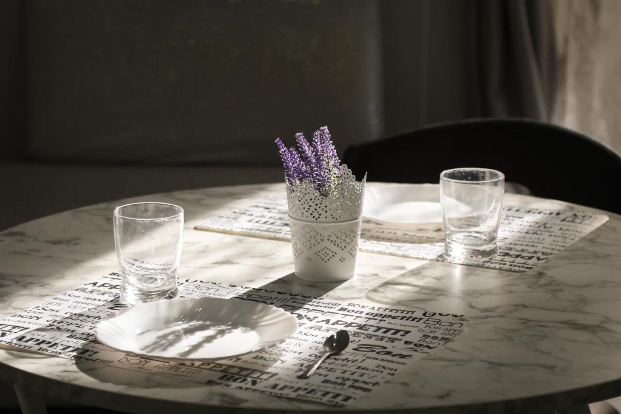 Modern By Sasy In The City Centre Napoli Ngoại thất bức ảnh
